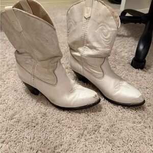 White Western Cowboy Boots